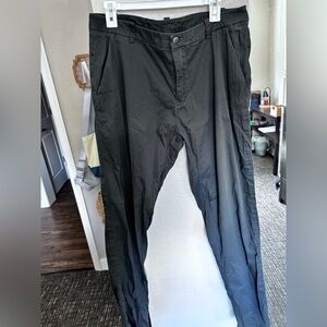 Lululemon Men’s Work Pants Size 34 Charcoal Grey